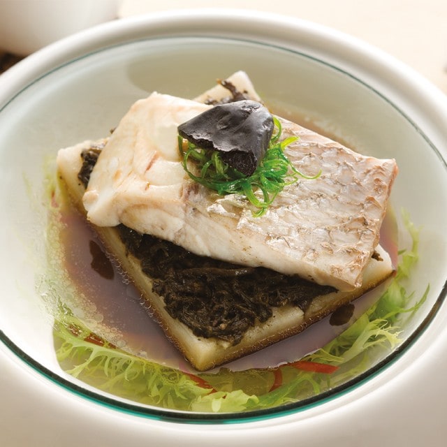 欖菜蒸海魚食譜:用厚肉龍疐柳配鮮淮山豐富口感與視覺 欖菜蒸海魚食譜:用厚肉龍疐柳配鮮淮山豐富口感與視覺